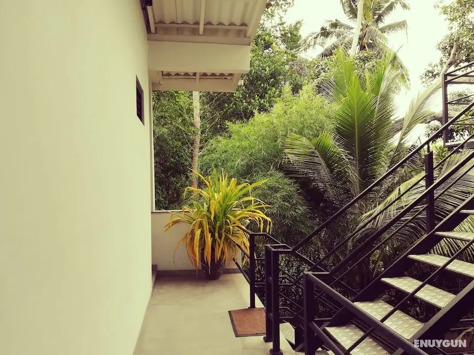Lara's Place Unawatuna - İç Mekan