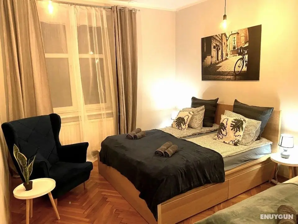 Lares and Penates Apartment - Öne Çıkan Resim