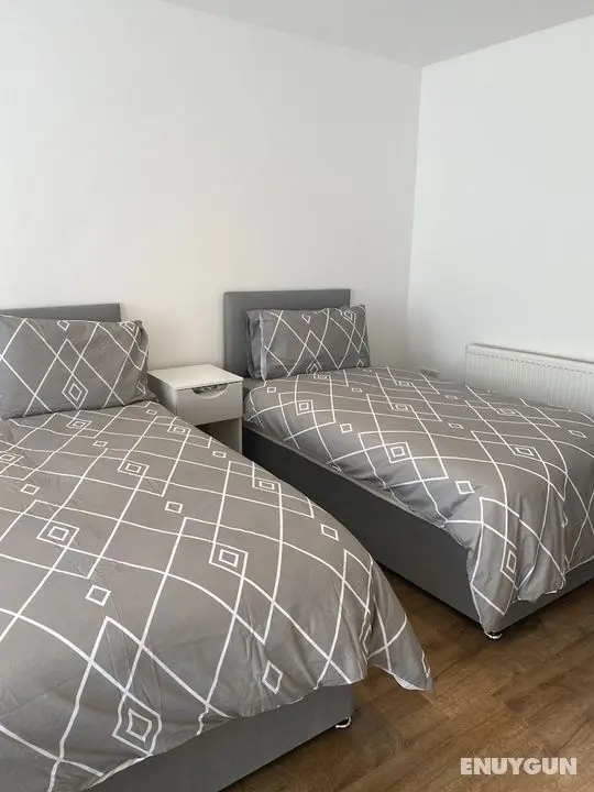 Large 3 bed House Sleep 10 Anfield Liverpool - Öne Çıkan Resim