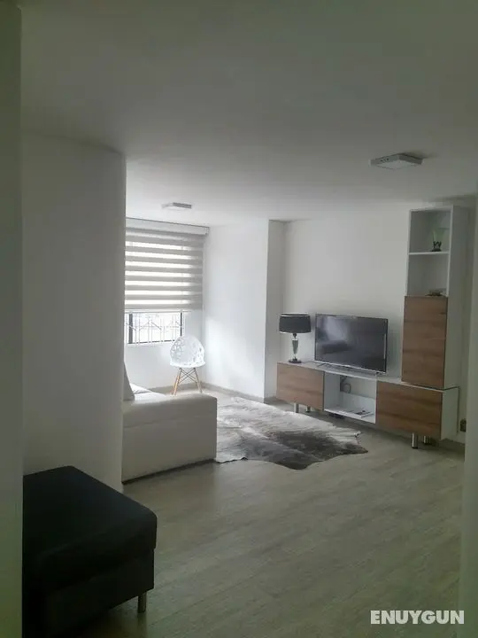 Large, Comfortable, Excellent Location - Öne Çıkan Resim