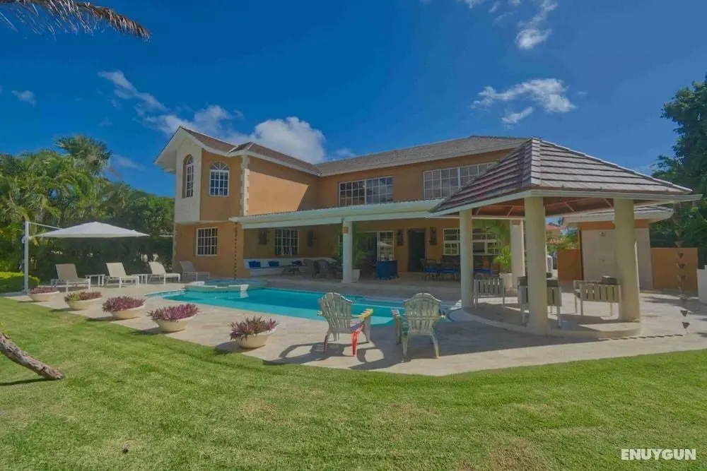 Large Golf View Villa With Pool Jacuzzi and Staff - Öne Çıkan Resim