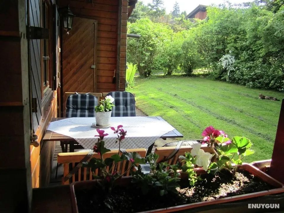 Large Holiday Home in Battenhausen With Garden - Oda Düzeni