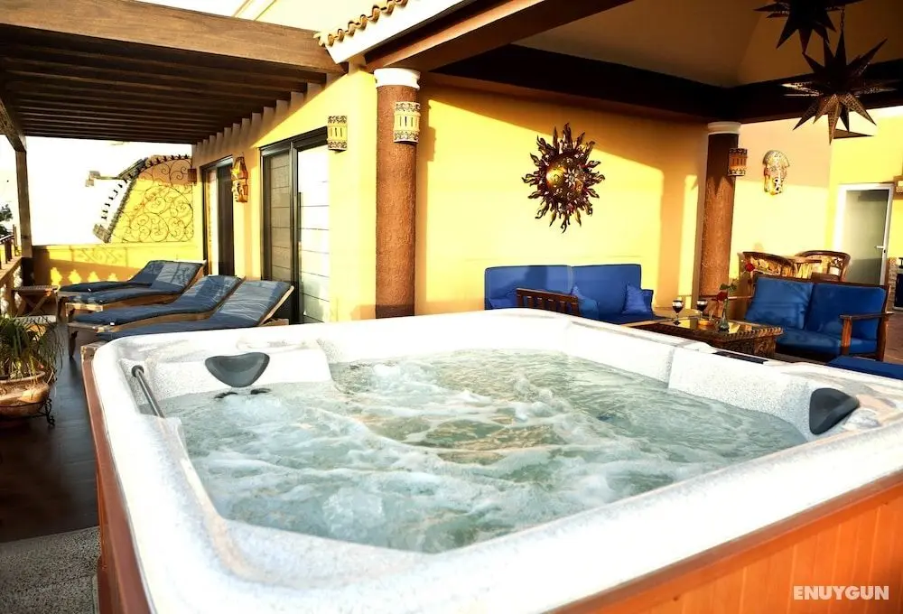 Las 7 Maravillas - Adults Only - Öne Çıkan Resim