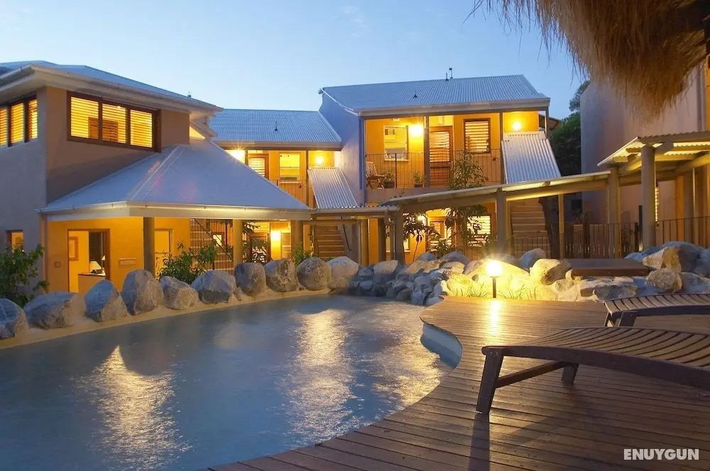 L'Auberge Apartments Noosa - Öne Çıkan Resim