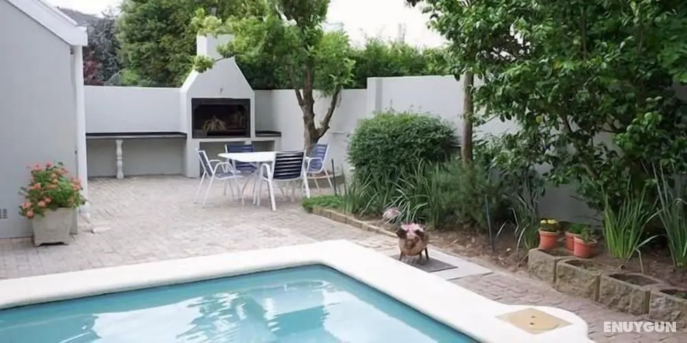 Laurel Cottage Self-catering Suites - Öne Çıkan Resim