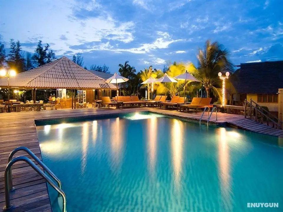 Lawana Escape Beach Resort - Öne Çıkan Resim