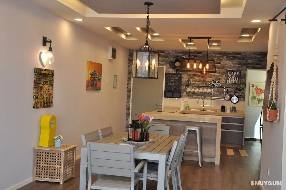 Lawang Suite Apartment With Balcony - Öne Çıkan Resim