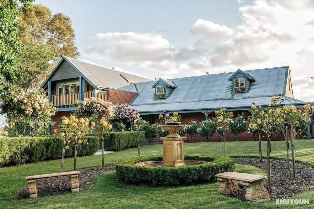 Lawson Lodge - Öne Çıkan Resim