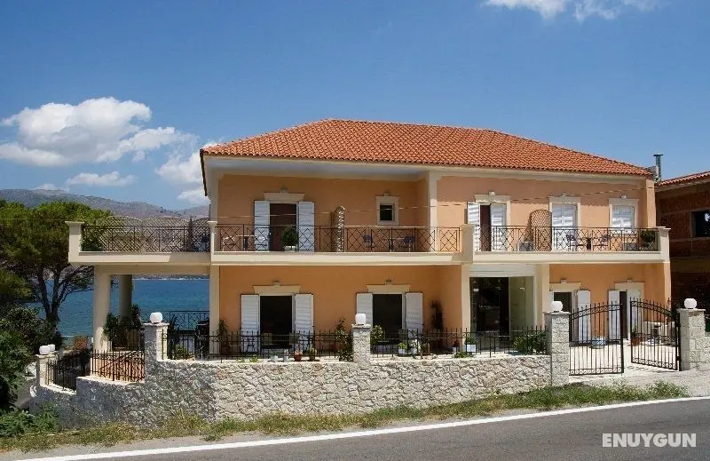 Lazaratos Hotel - Genel