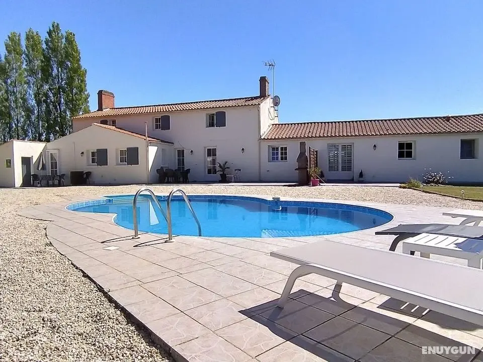 Le Bois Berranger - Chambres d'Hotes - Dış Mekan