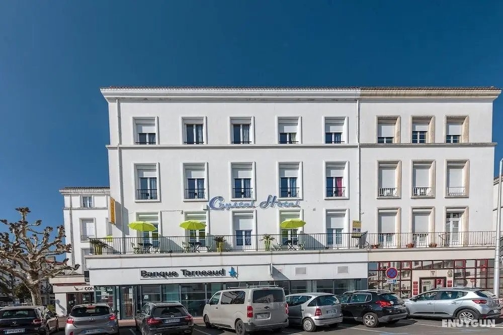 Le Crystal Hôtel - Öne Çıkan Resim