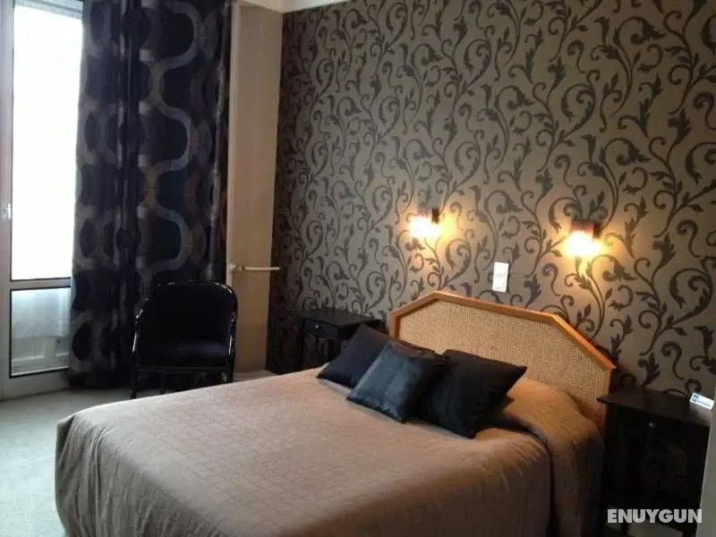 Le Grand Hotel De Lesperance - Genel