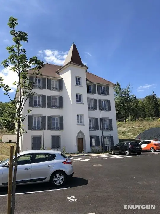 Le Manoir - Öne Çıkan Resim
