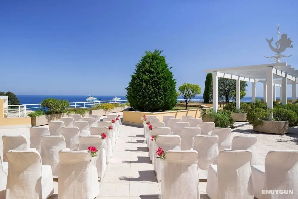 Le Meridien Beach Plaza - Lobi