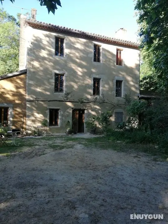 Le Moulin des Marionnettes - Öne Çıkan Resim