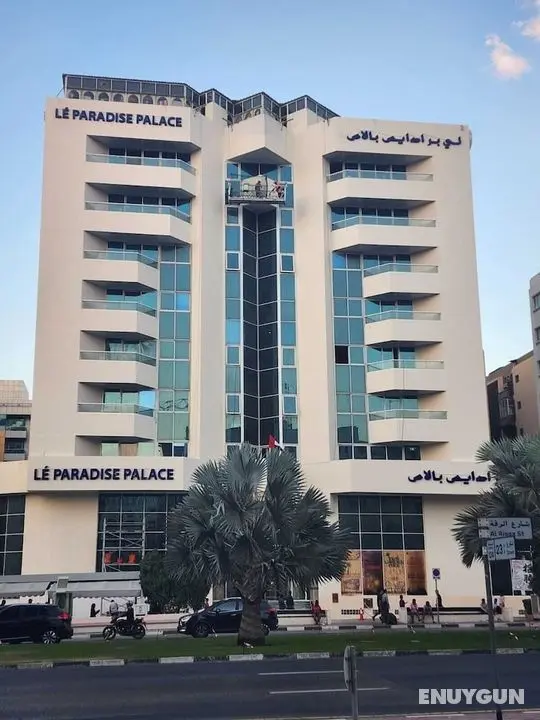 Le Paradise Palace - Öne Çıkan Resim