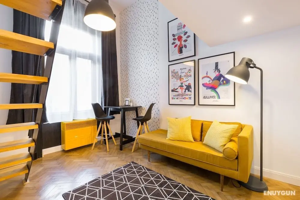 Leah Studios - Öne Çıkan Resim