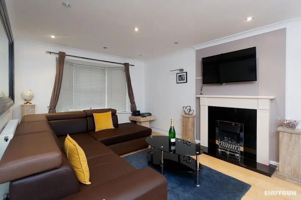 Leeds Townhouse Apartments 7 Beds in 4 Bedrooms - Öne Çıkan Resim