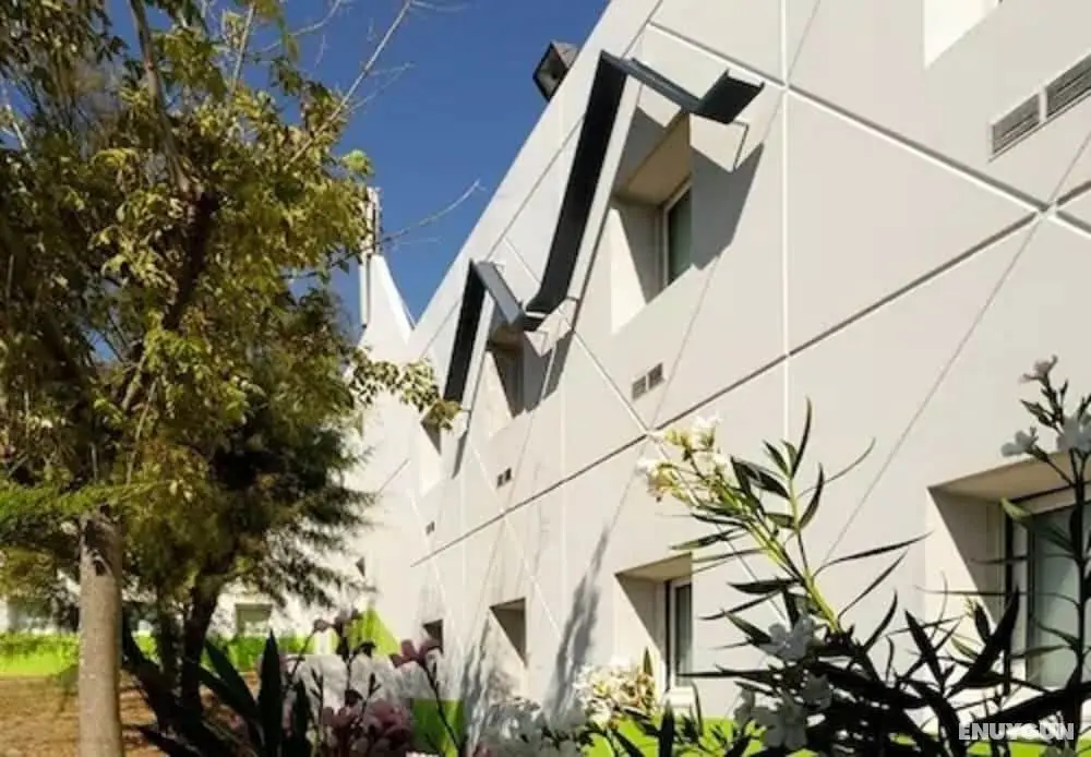 Lemon Hotel Le Coteau Roanne - Öne Çıkan Resim