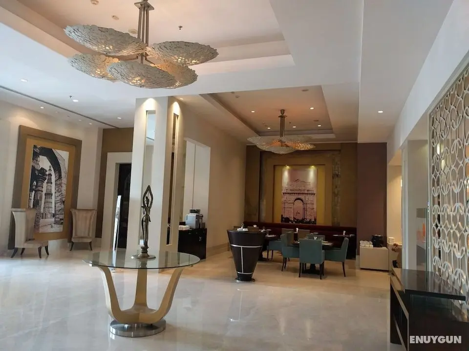 Lemon Tree Premier 2, Gurugram - Lobi