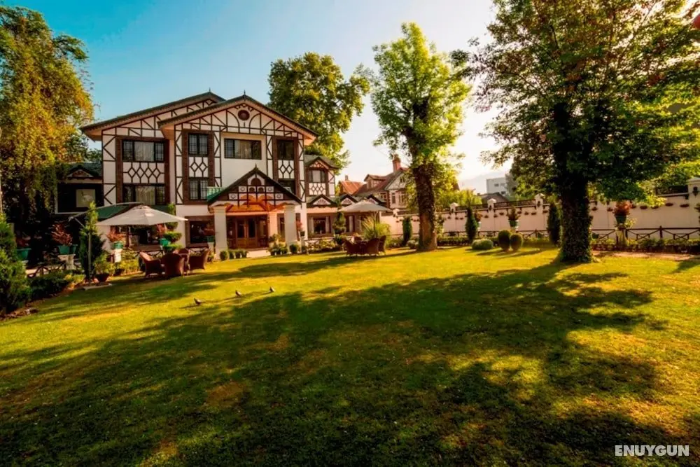 Lemon Tree Hotel Srinagar - Öne Çıkan Resim