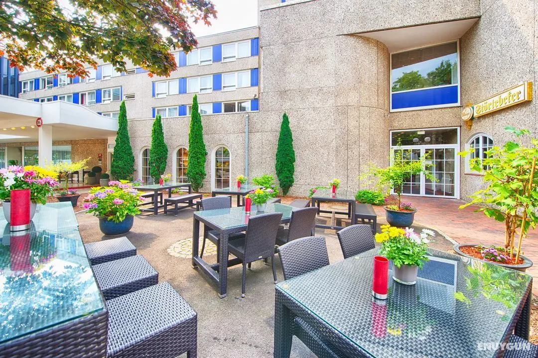 Leonardo Hotel Hamburg City Nord - Genel