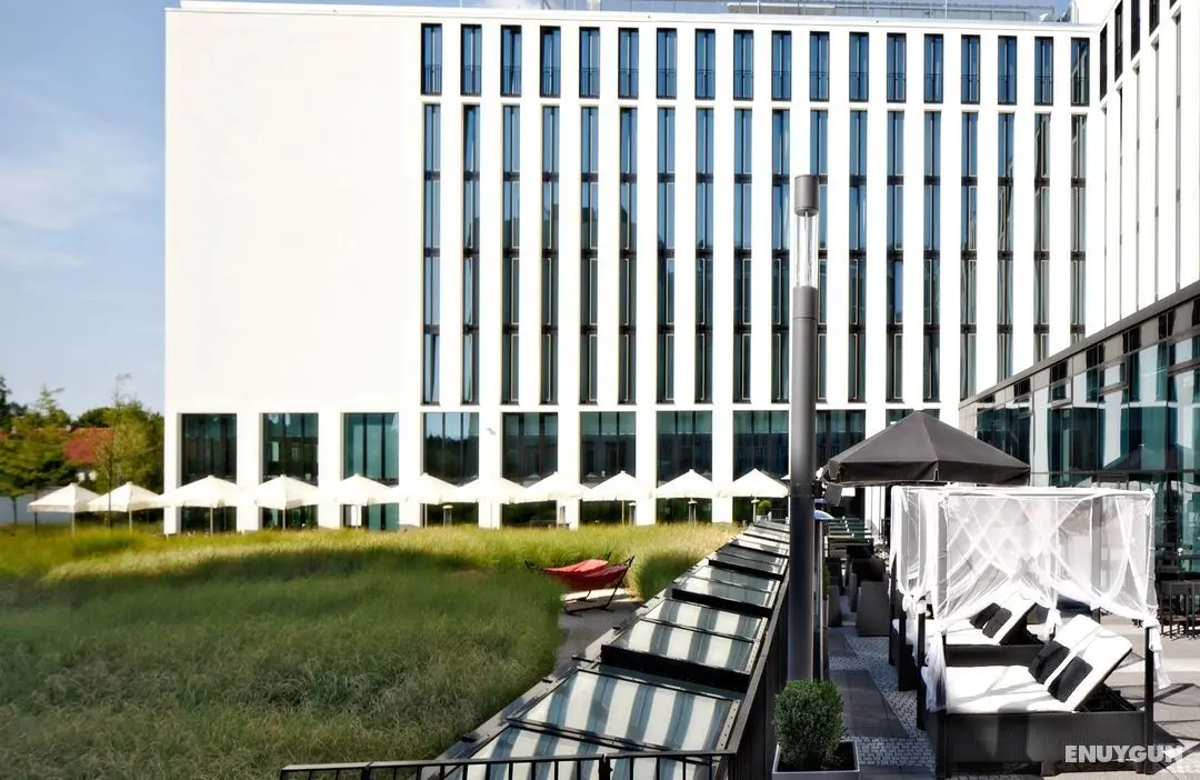 Leonardo Royal Hotel Munich - Manzara / Peyzaj
