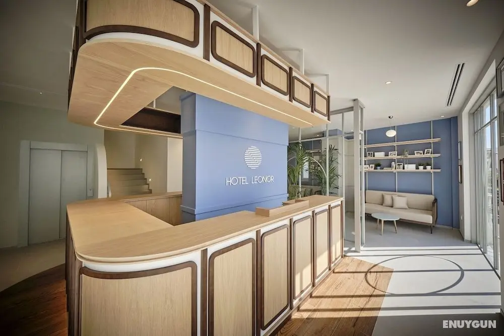 Hotel Leonor - Lobi