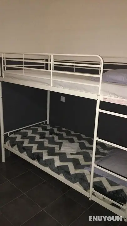 Les chambre de la gare - Öne Çıkan Resim
