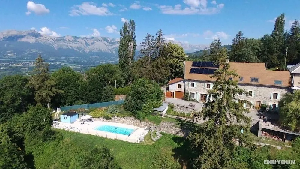 Les Chemins Verts. Chambre d'hôtes - Öne Çıkan Resim