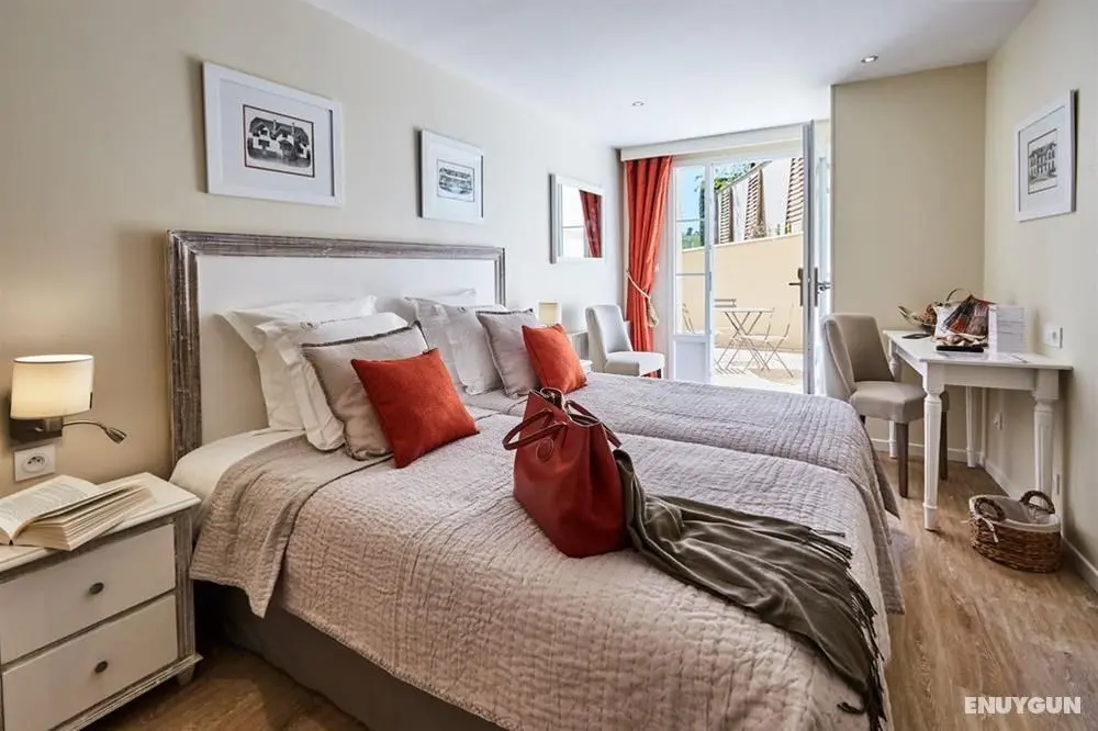 Hotel Les Villas d'Arromanches - Genel