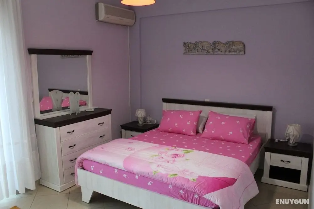 LEVY'S Place Athens Airport - Öne Çıkan Resim