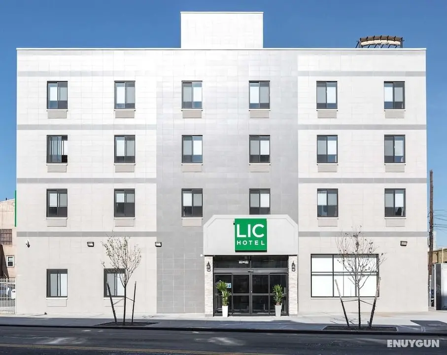 LIC Hotel - Öne Çıkan Resim