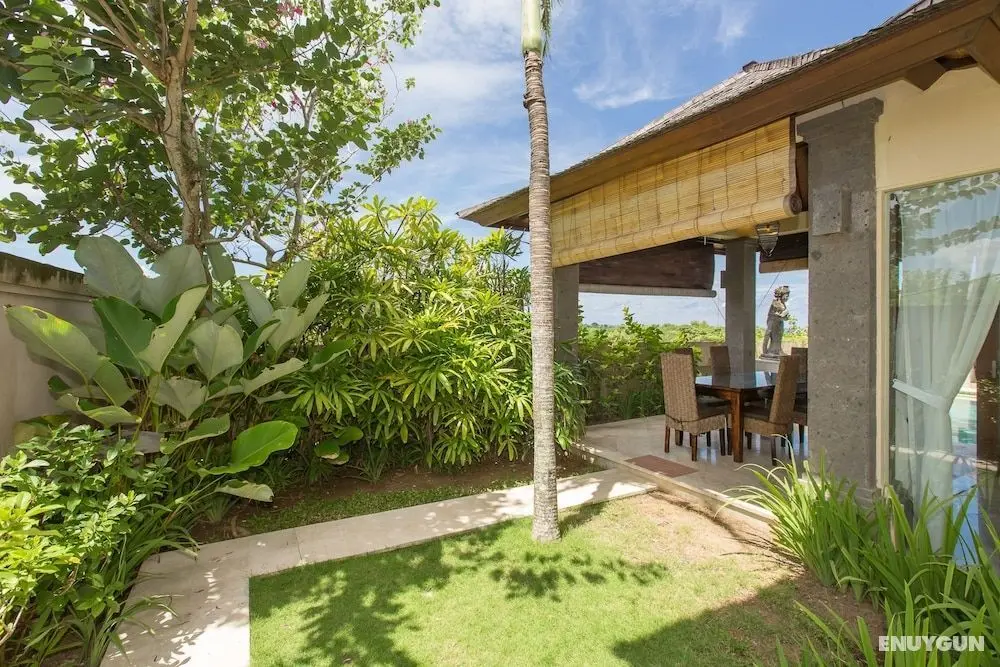 Villa Lidwina by Nagisa Bali - Dış Mekanlar