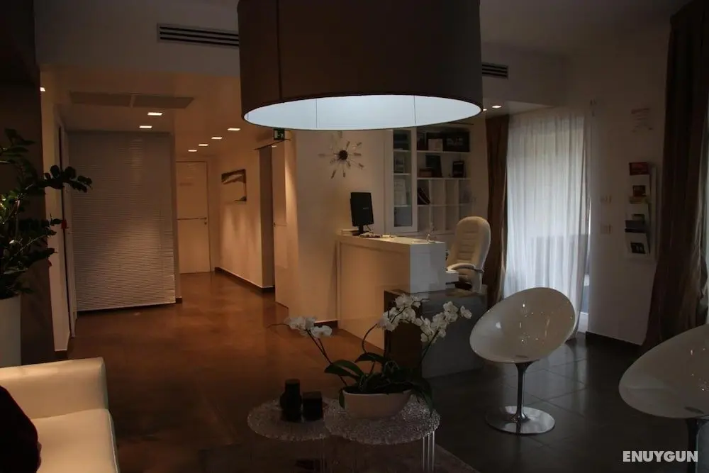 Light Guest House - Lobi