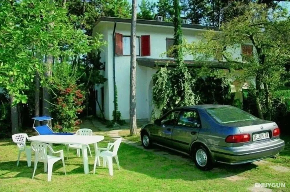 Villa in Lignano Riviera Comfortable - Öne Çıkan Resim