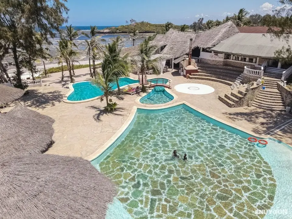 Lily Palm Resort - Öne Çıkan Resim
