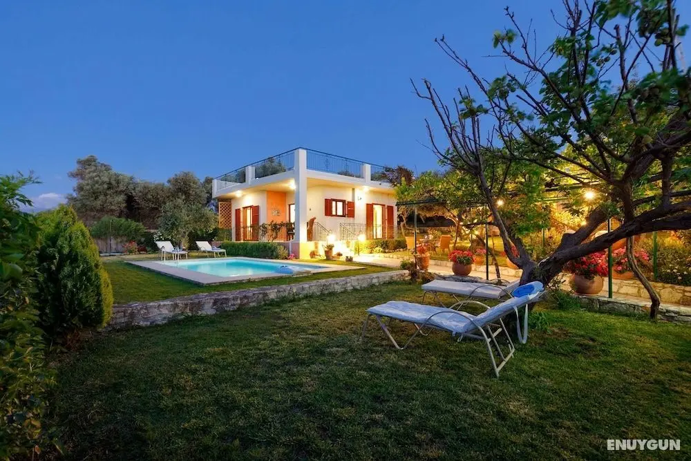 Lily's cottage, secluded, sea view villa with private pool and gardens. 1062101 - Öne Çıkan Resim