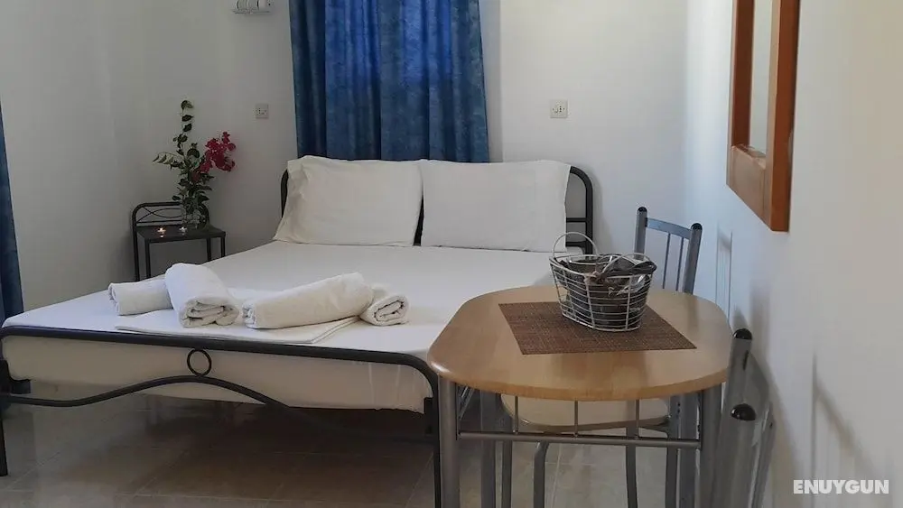 Lindos centre studios - Öne Çıkan Resim