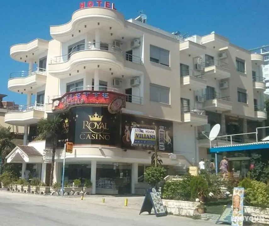 Lion Gate Hotel - Öne Çıkan Resim