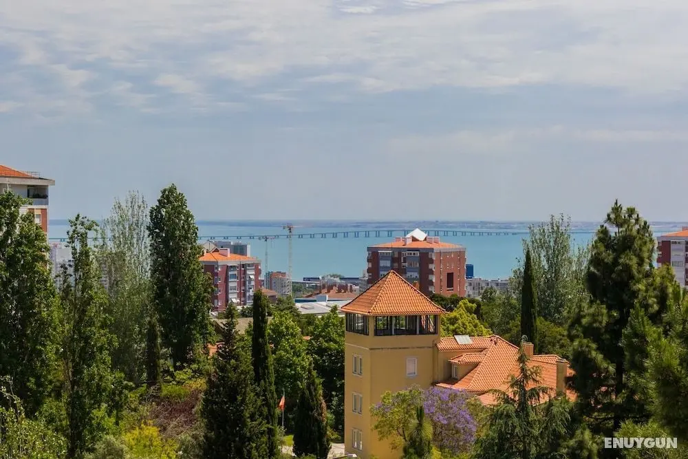 Lisbon Airport Hostel - Konum Öne Çıkanlar