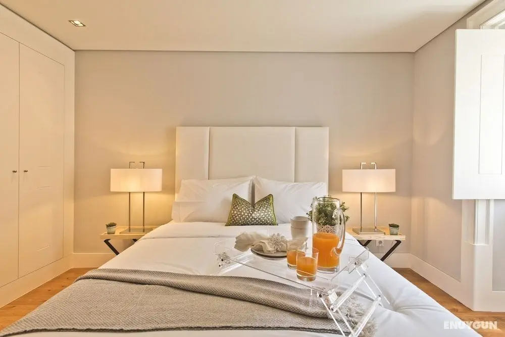 Lisbon Finestay Mastro - Öne Çıkan Resim