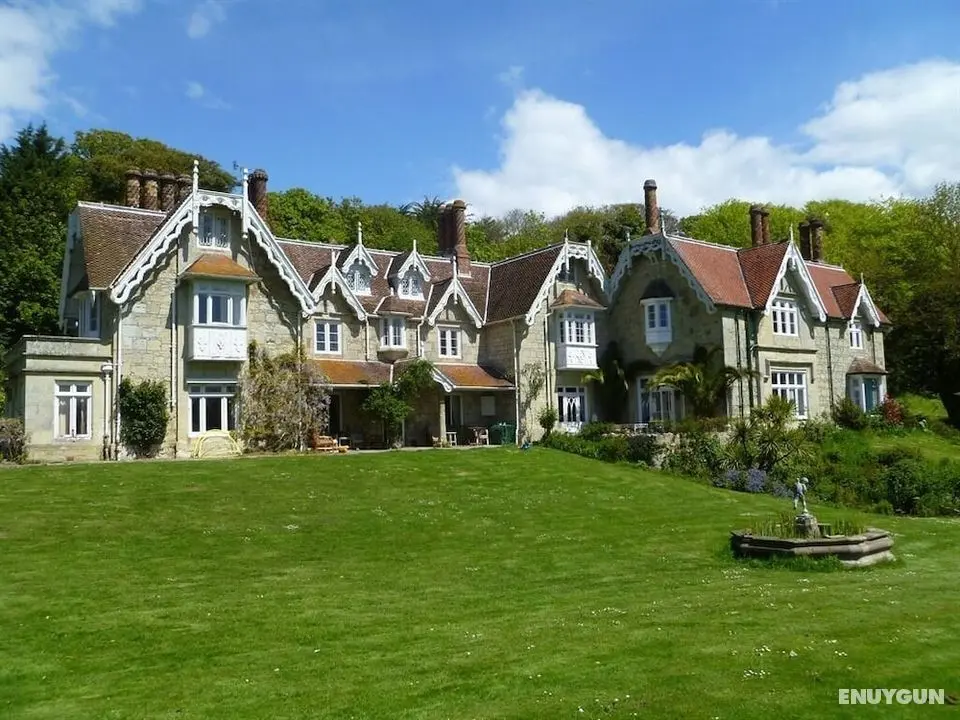Lisle Combe - Öne Çıkan Resim