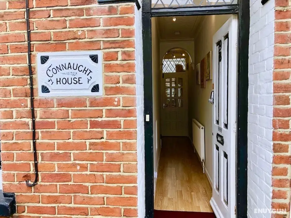 Little Connaught House - Dış Mekan