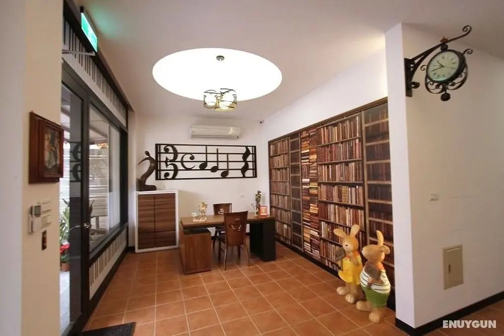 Little Pianist Hostel - Lobi