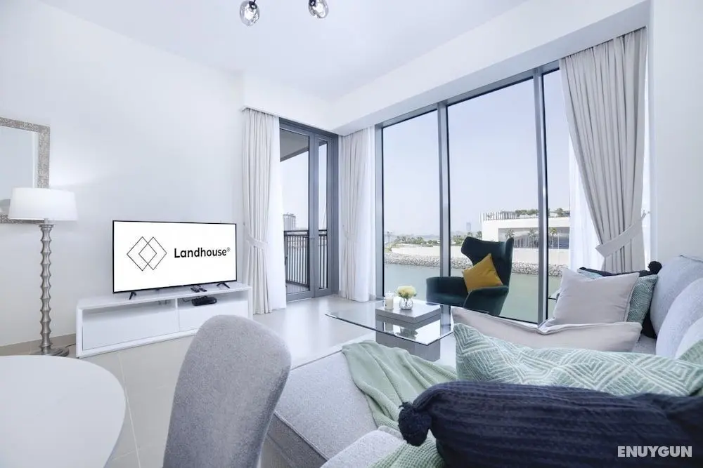 Live by the sea at Dubai Marina 52 42 1BR Unit - Oda