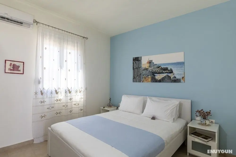 Live by the sea at House Almyra - Oda
