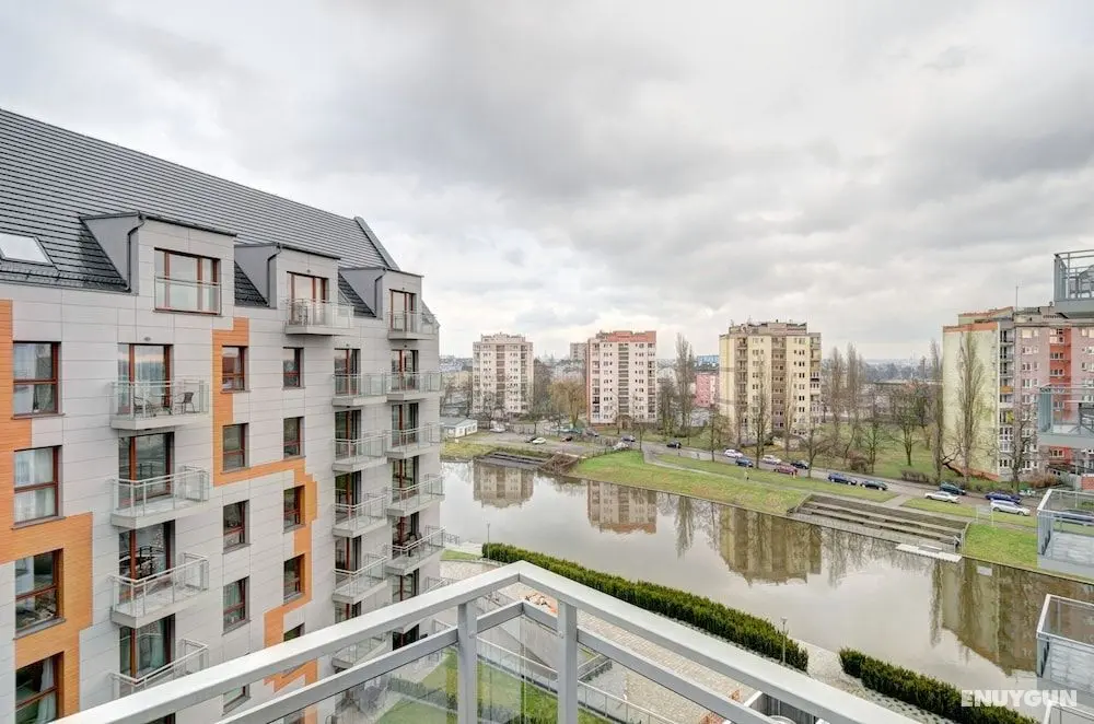 Live & Travel Apartments - Oda Manzaraları