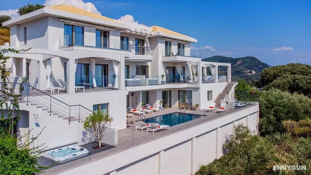 LIVINGHOME SUITES - Dış Mekan