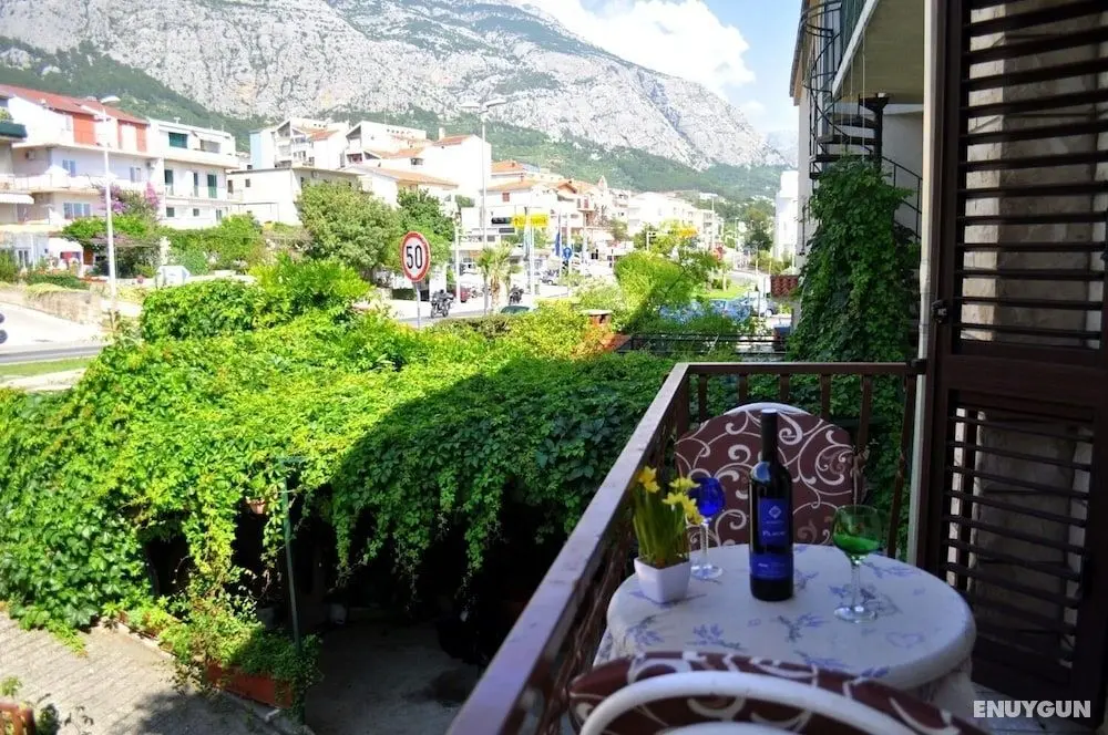 Ljuba - 130 Meter From sea - A4 - Öne Çıkan Resim